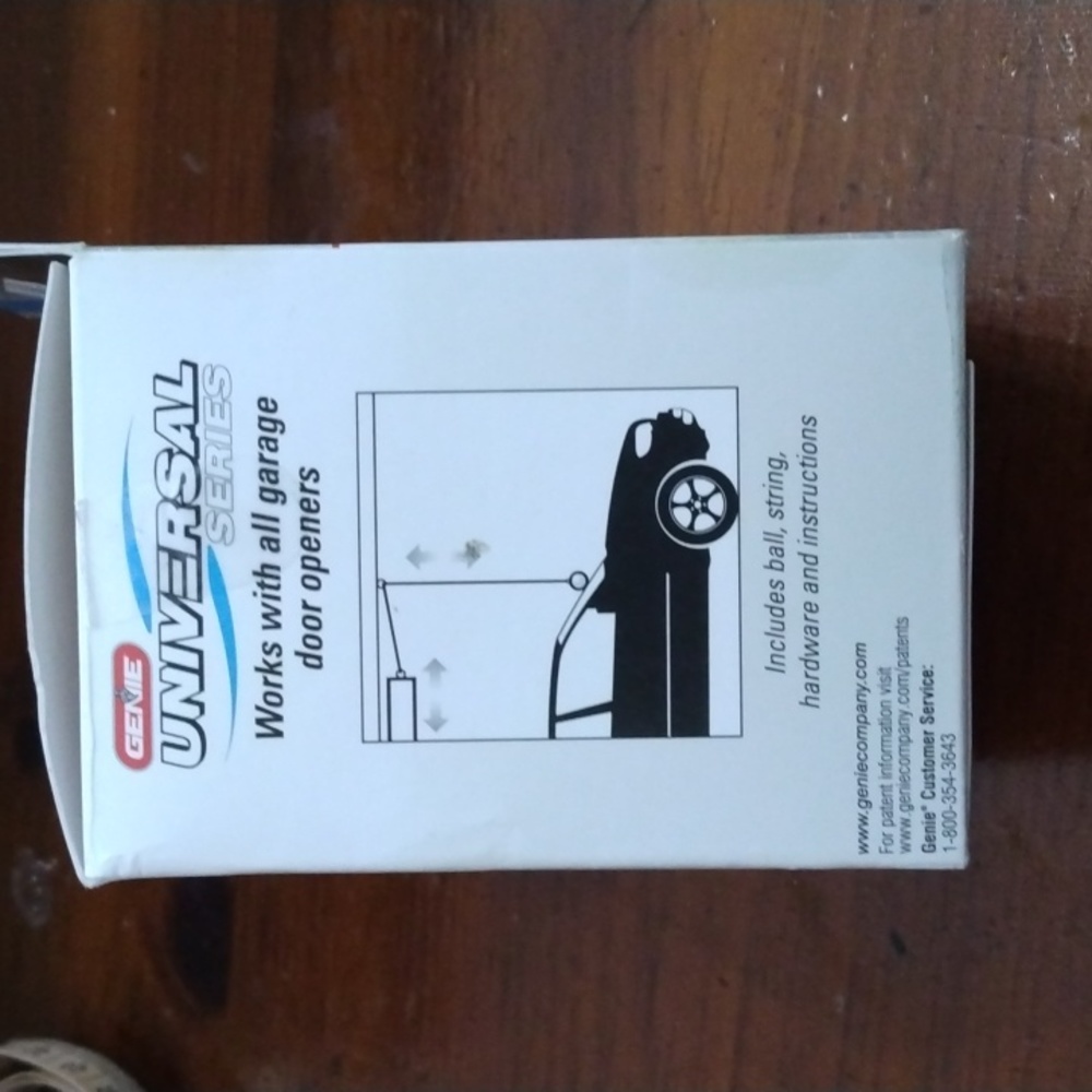 Universal Parking Guide - Picture 3 of 3